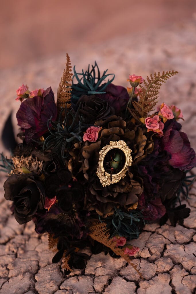 detail shot of bridal bouquet